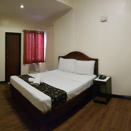 Grand Traveler Suite Inc Makati City Ngoại thất bức ảnh