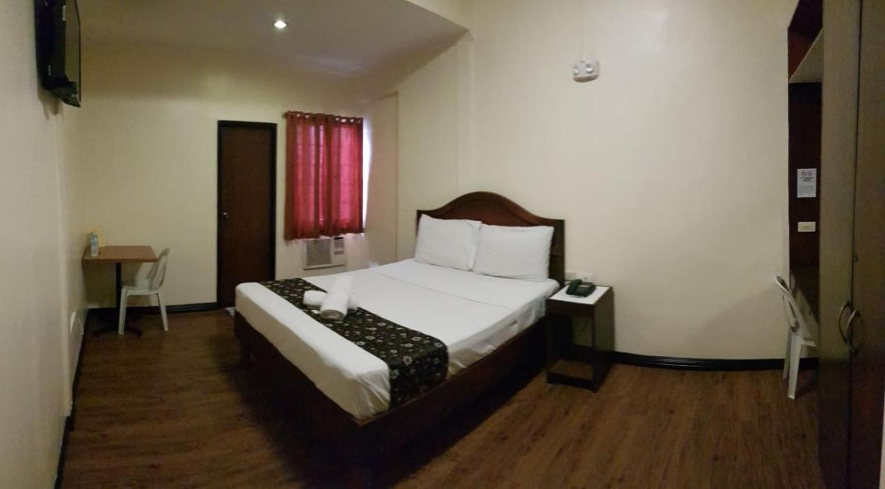 Grand Traveler Suite Inc Makati City Ngoại thất bức ảnh